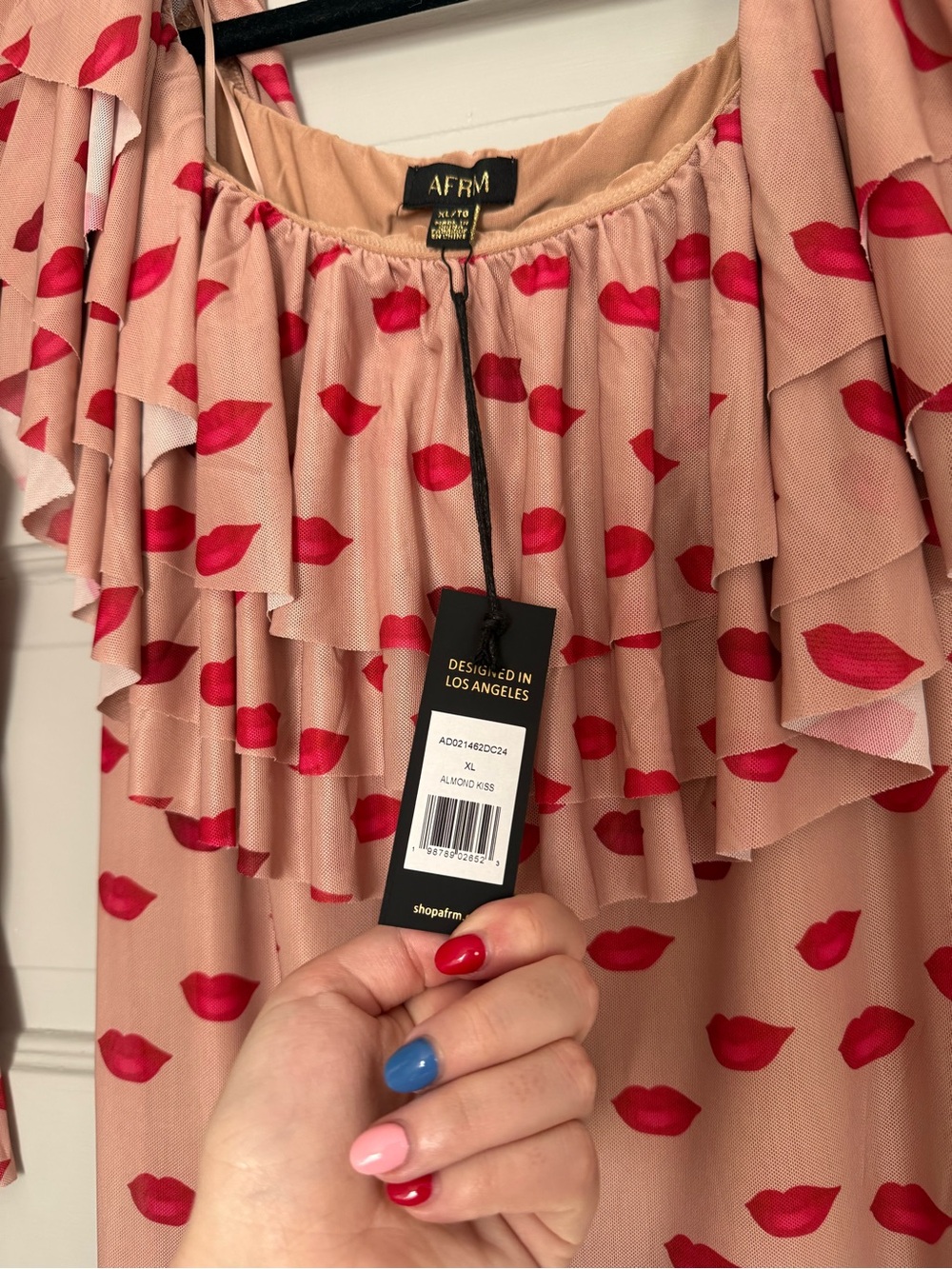 NWT Dahlia Ruffle Off The Shoulder Long Sleeve Maxi Dress In Almond Kiss XL - Picture 4 of 11